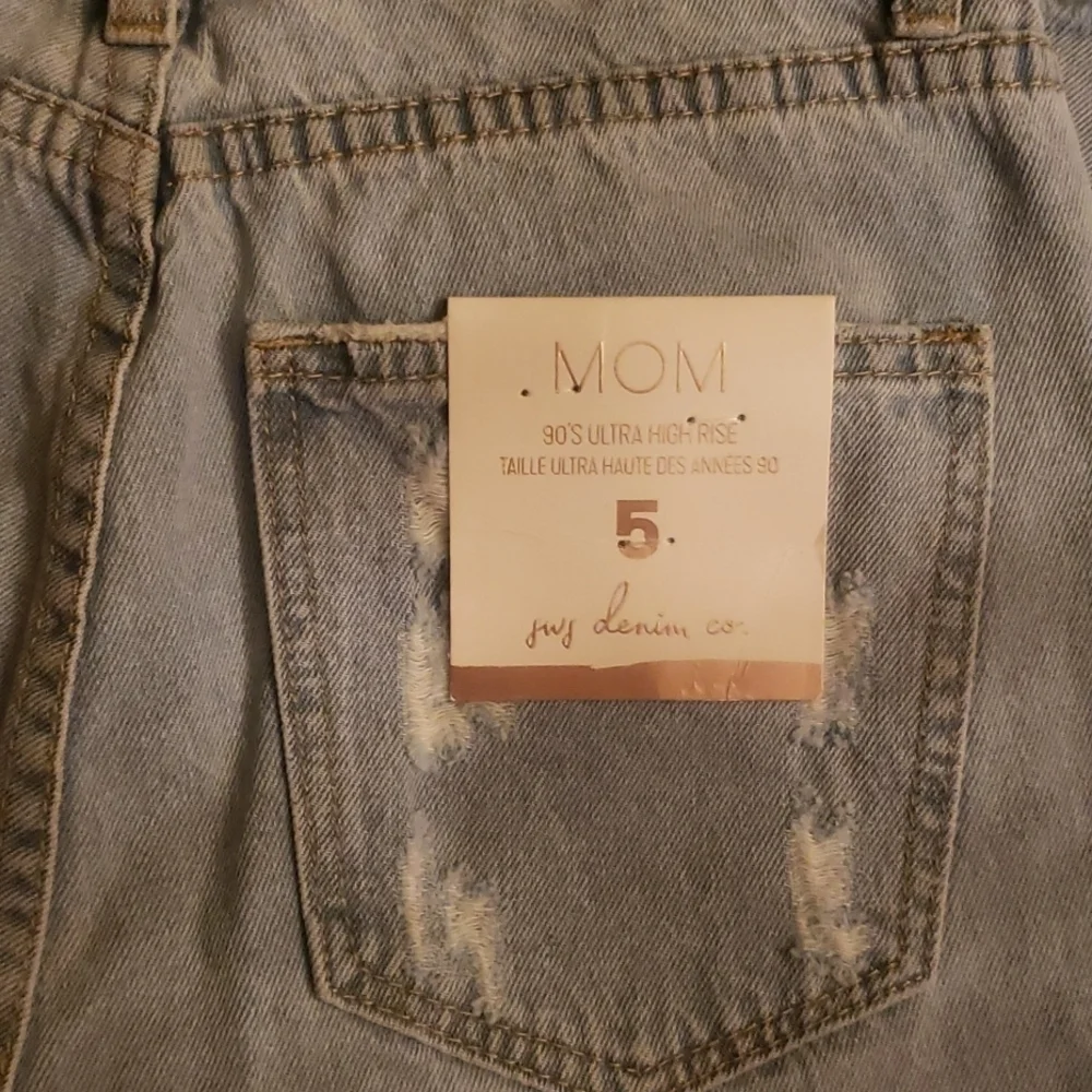 𝅺mom jeans. High waist rise - Picture 9 of 10